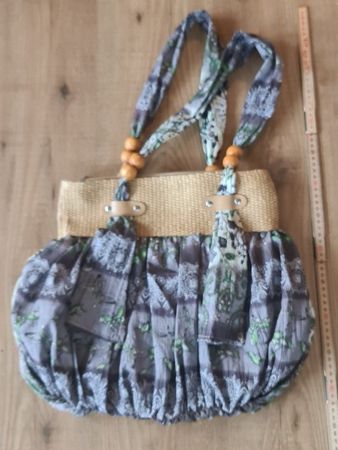 Gratis Schöne luftige Sommertasche
