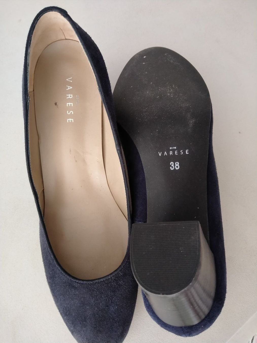 Scarpe da donna: chaussure daim bleu Varese 38 – Usato da Veytaux venduto da Christianelucie 3