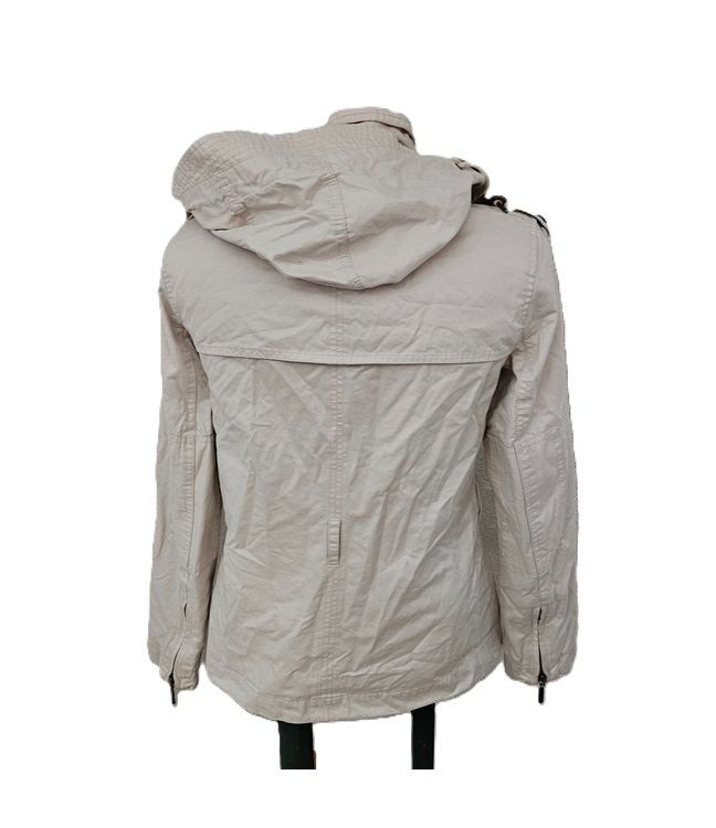 Esprit Cappotti: Sommer Mantel ESPRIT Casual Gr. 34 – Usato da Füllinsdorf venduto da Sunnebliemli7 2