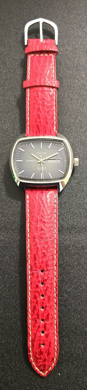 Montblanc Orologi: MONITOR 25 JEWELS INCABLOC AUTOMATIC DAY-DATE – Usato da Neftenbach venduto da Taschen-Uhren 4