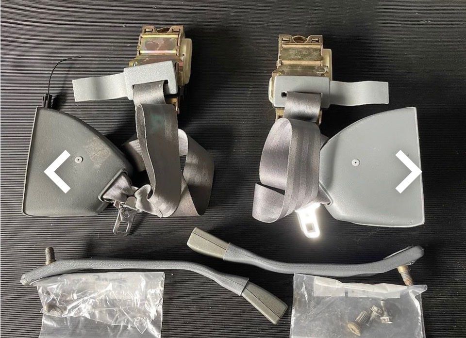 GM Tutti pezzi di ricambio auto: Ceintures Firebird/Camaro – Usato da Vuarrens venduto da xbull 1