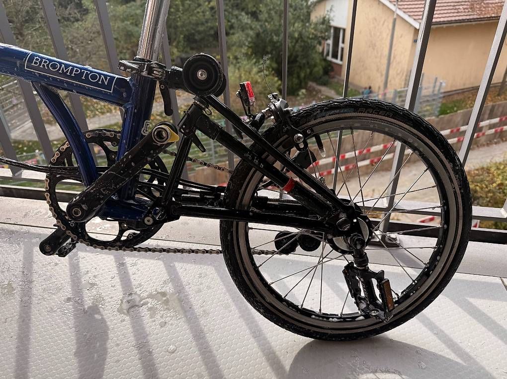 Brompton Velos: Brompton Electric (C Line) 2019/2020 - Bolt Blue Lacquer - C – Gebraucht aus Basel von diego_bs 1