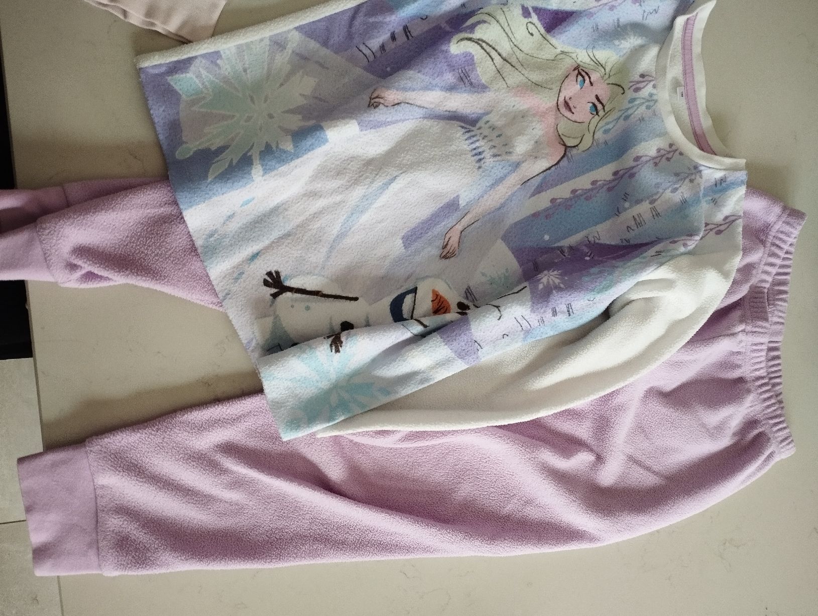 C&A Pyjamas & Ähnliches: Kinder Pyjama Set, Gr. 122, Winter, Mädchen, Top! – Gebraucht aus Matzendorf von CRX1990 3