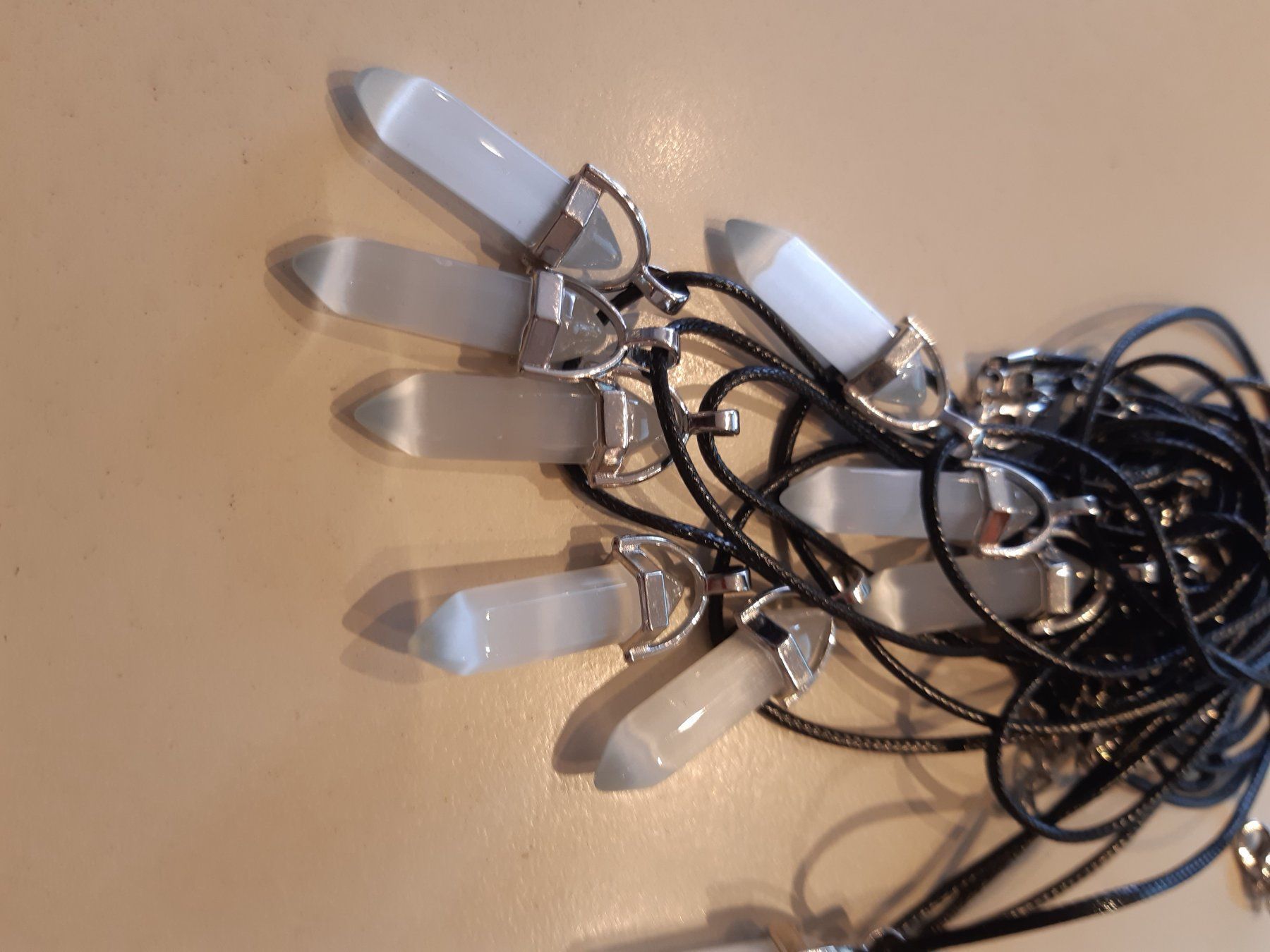 Ciondoli: Hexagon weisser Opal mit Band – Nuovo e nell'imballaggio originale da Ibach venduto da chaemilochhobbygarte 2