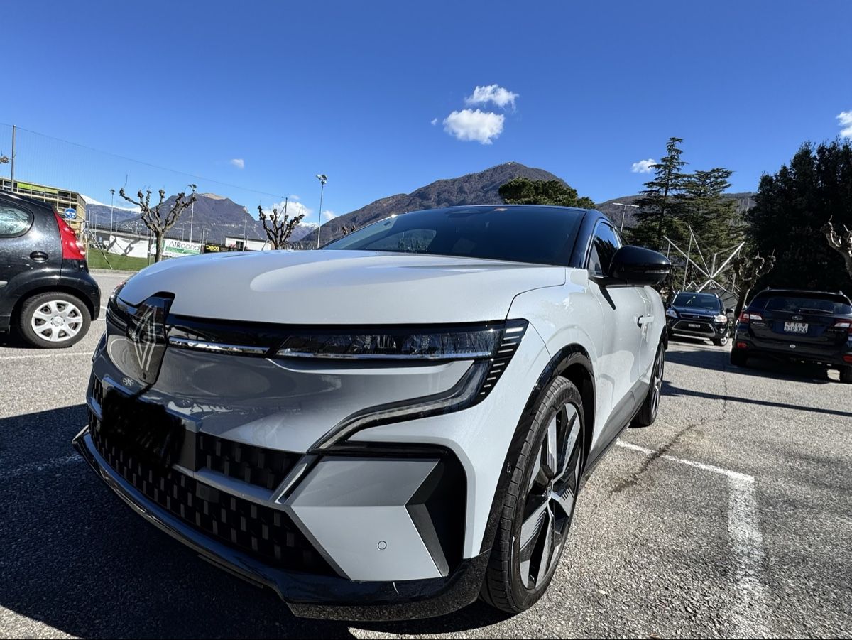 Renault Automobili: Auto Renault Megane E-Tech elettrica  – Usato da Melide venduto da GiovanniBortolozzo 3