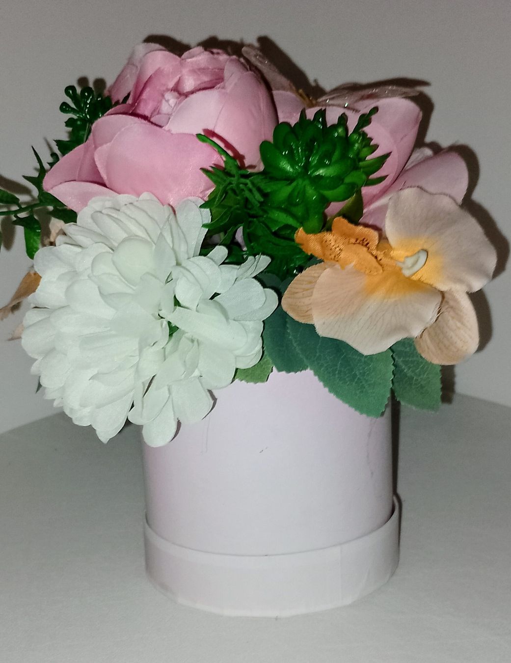 Blumentöpfe: Blumengesteck im Topf – Gebraucht aus Therwil von col_m6rx 1