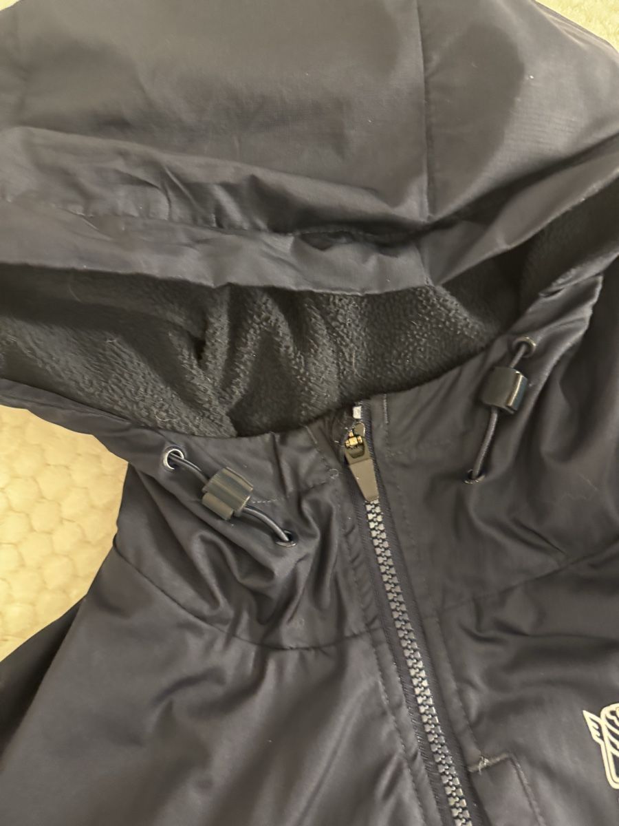 FCZ Jacken: Fcz Jacke – Gebraucht aus Richterswil von dil_vc79 4