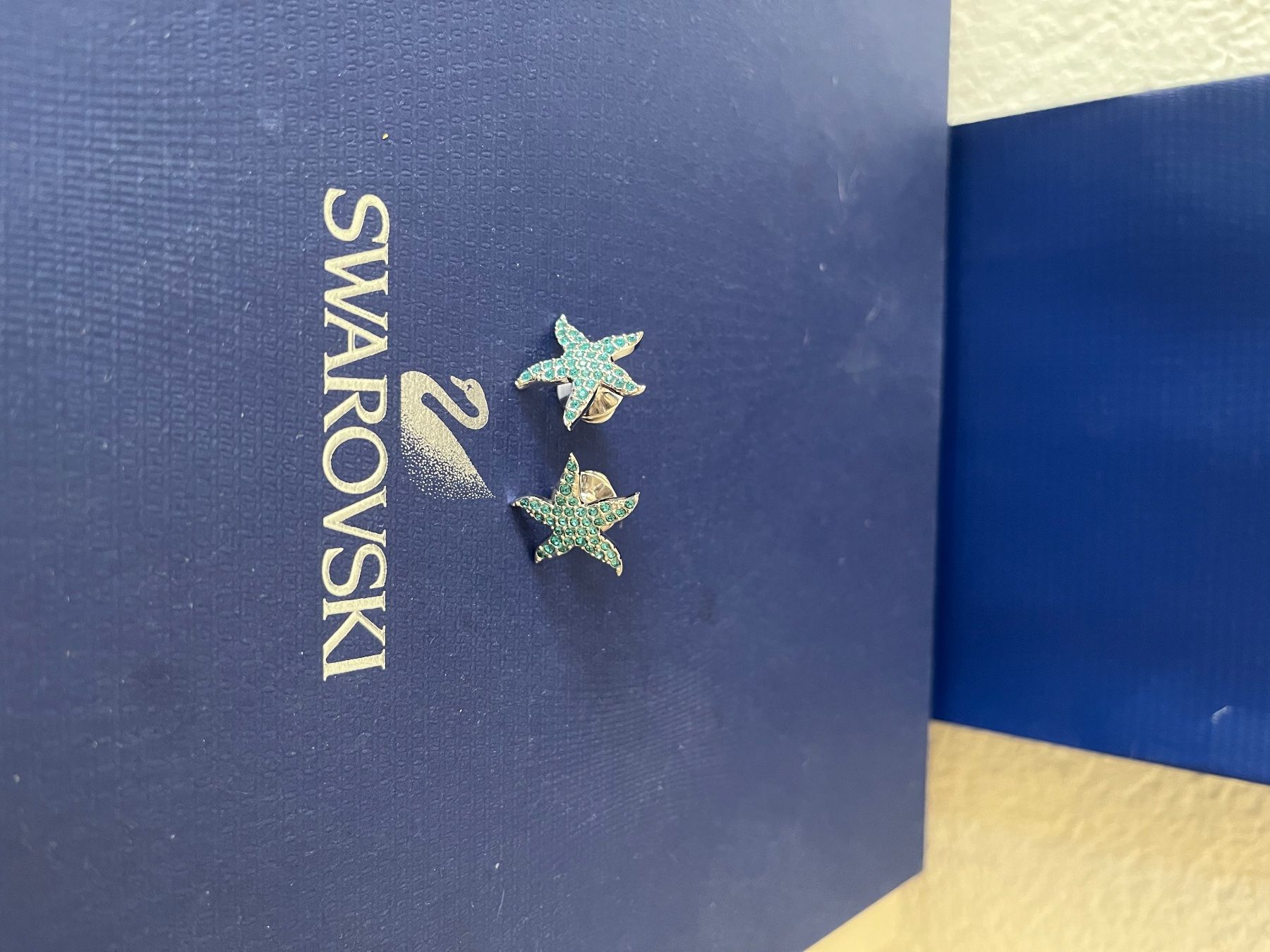 Swarovski Broschen & Nadeln: Swarovski 2 Broschen original – Neu (gemäss Beschreibung) aus Kirchleerau von Dalmi220 1