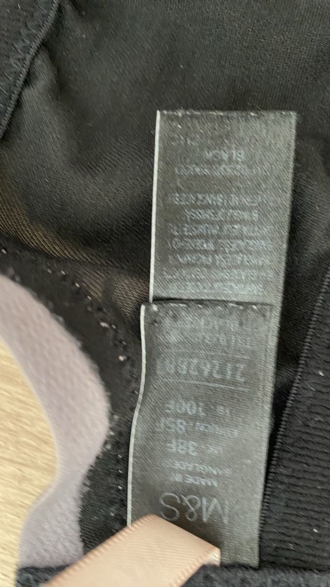 Altra biancheria intima: 2 BH M & S F85 rot & schwarz – Usato da Magden venduto da Gondwina 3