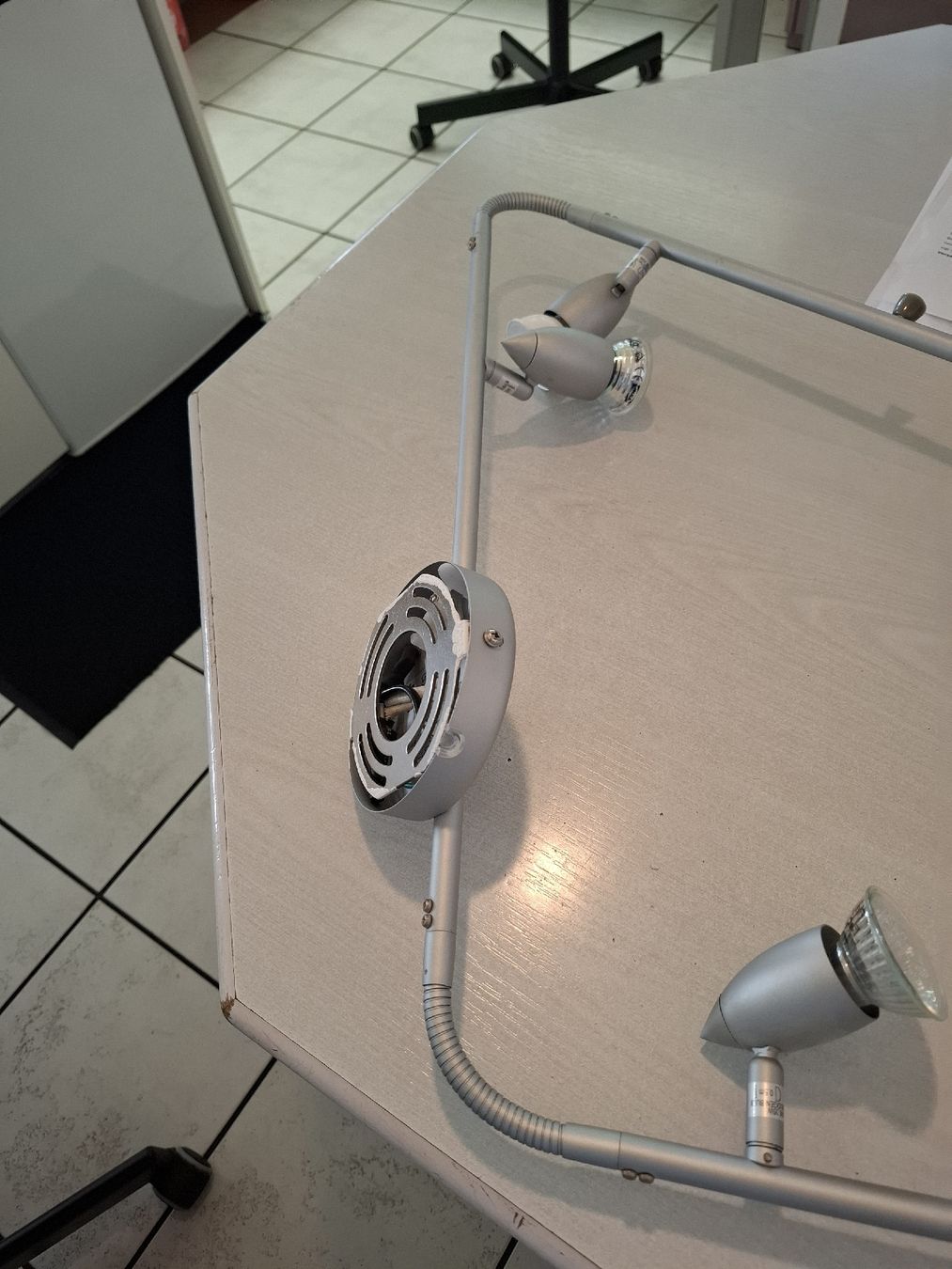 Lampes: Lampe mit Spot – D'occasion à Wangen SZ par Mschatz 5