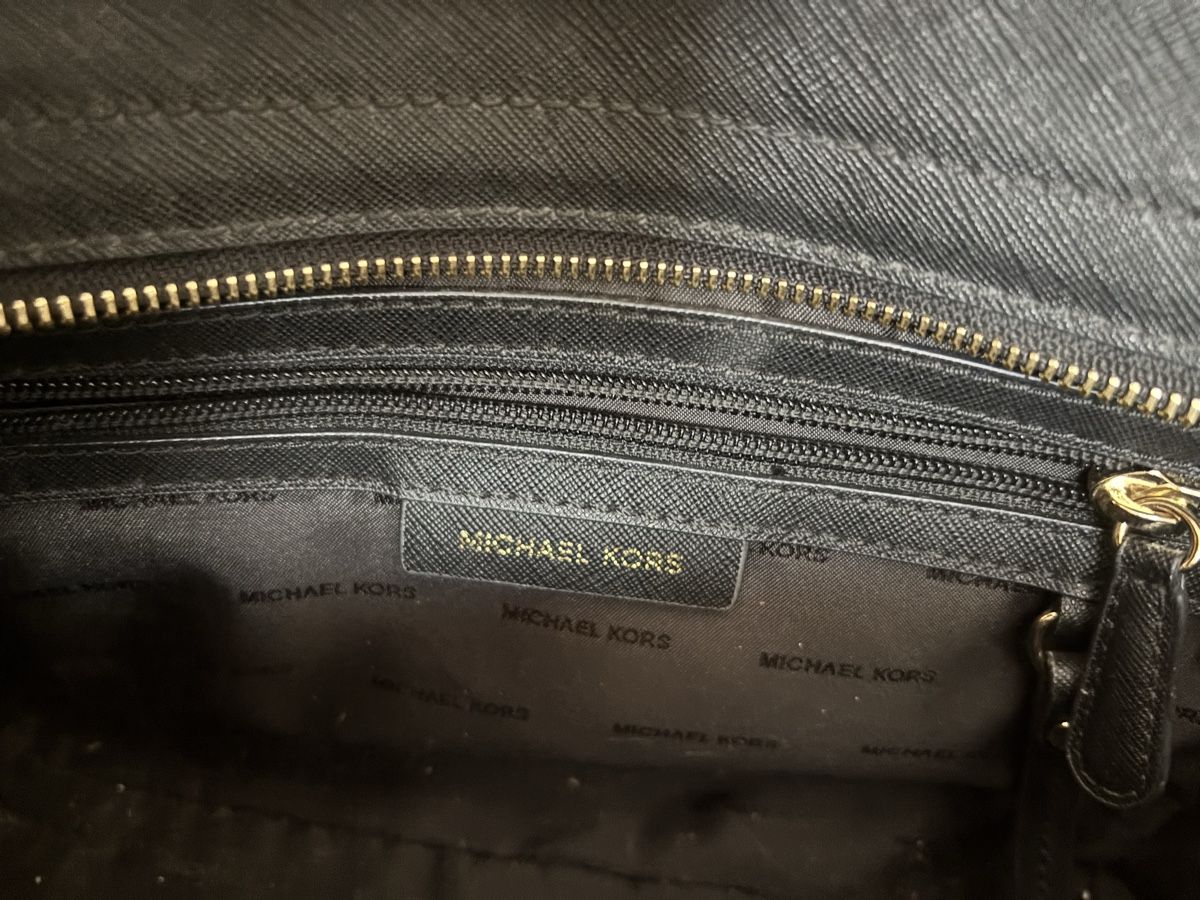 Michael Kors Borse da donna: Michael Kors Shopper Schwarz – Usato da St. Moritz venduto da rac_k8rh 1