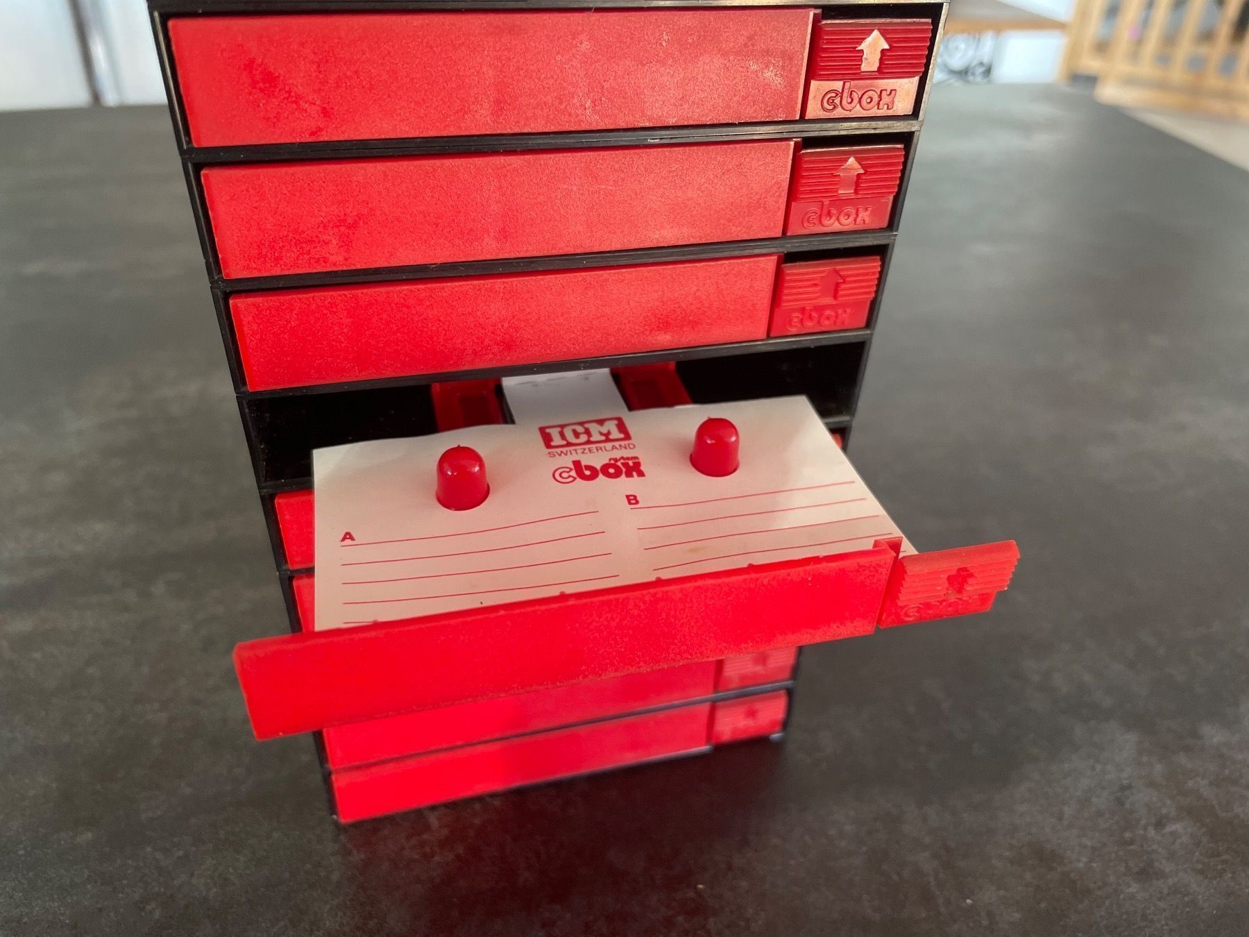 Musicassette: Rangement Vintage Cassette Audio – Usato da Vallamand venduto da Bricbracbroc82 5