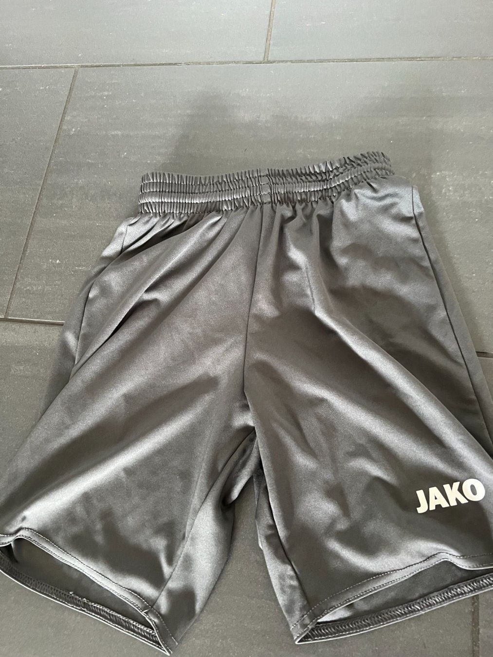 Jako-O Pantaloni: Kurze Hose von Jako Gr.128 – Usato da Buchs SG venduto da sunset55