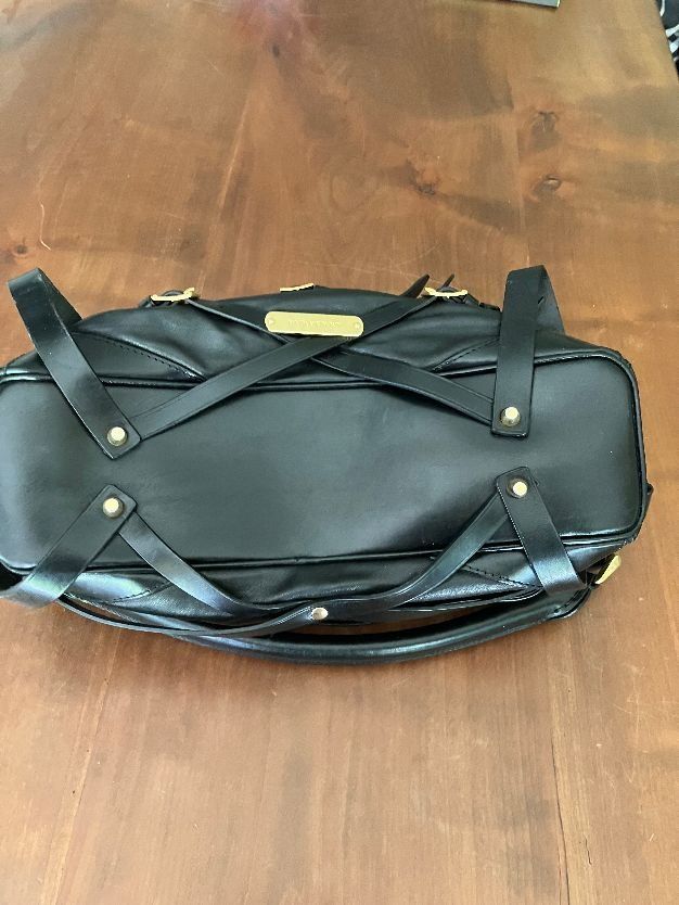 Burberry Sacs femmes: Burberry Handtasche schwarz – D'occasion à Zürich par tancredi 5