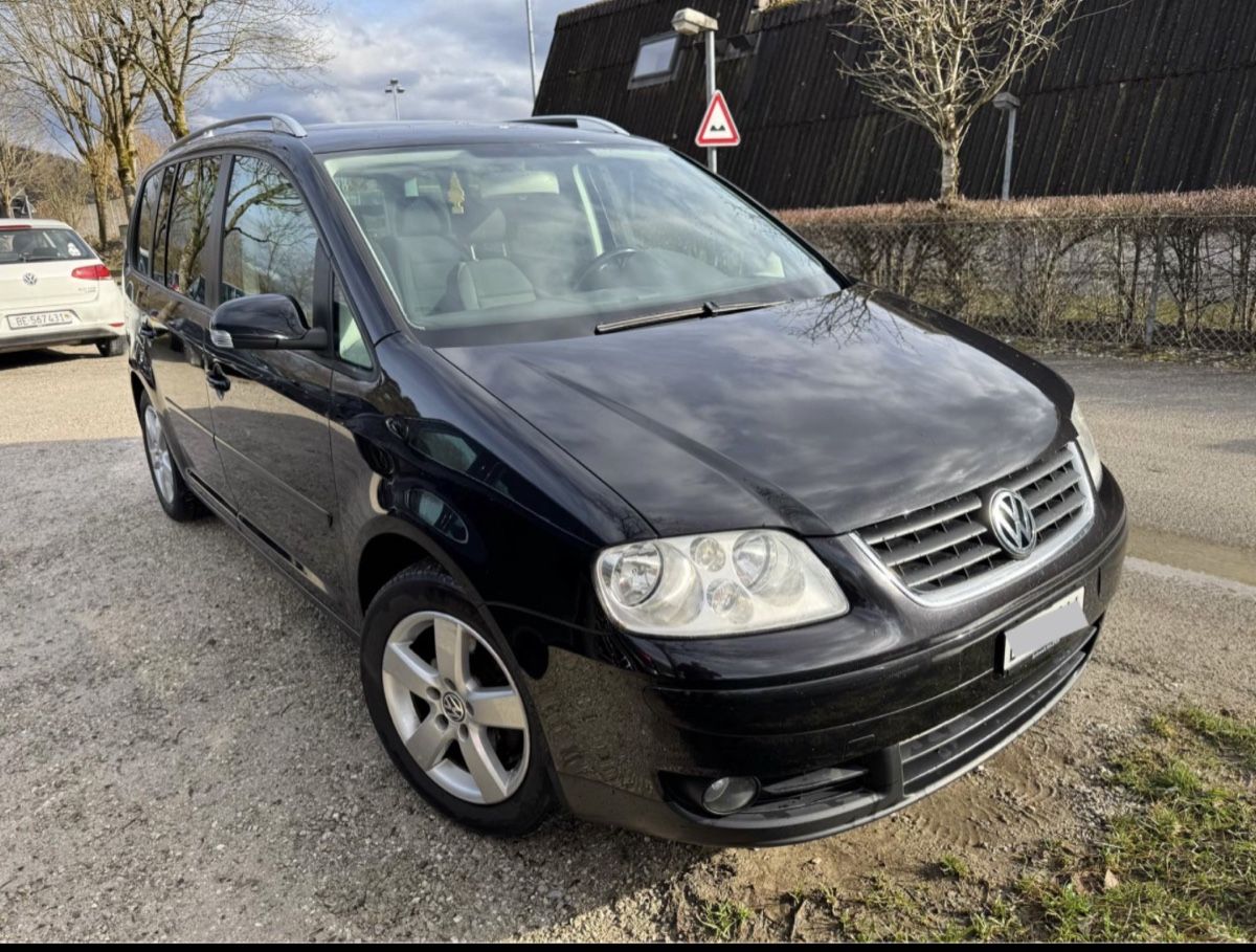 VW Automobili: VW Touran 2.0TDI – Usato da Bern venduto da Hallo4321 1
