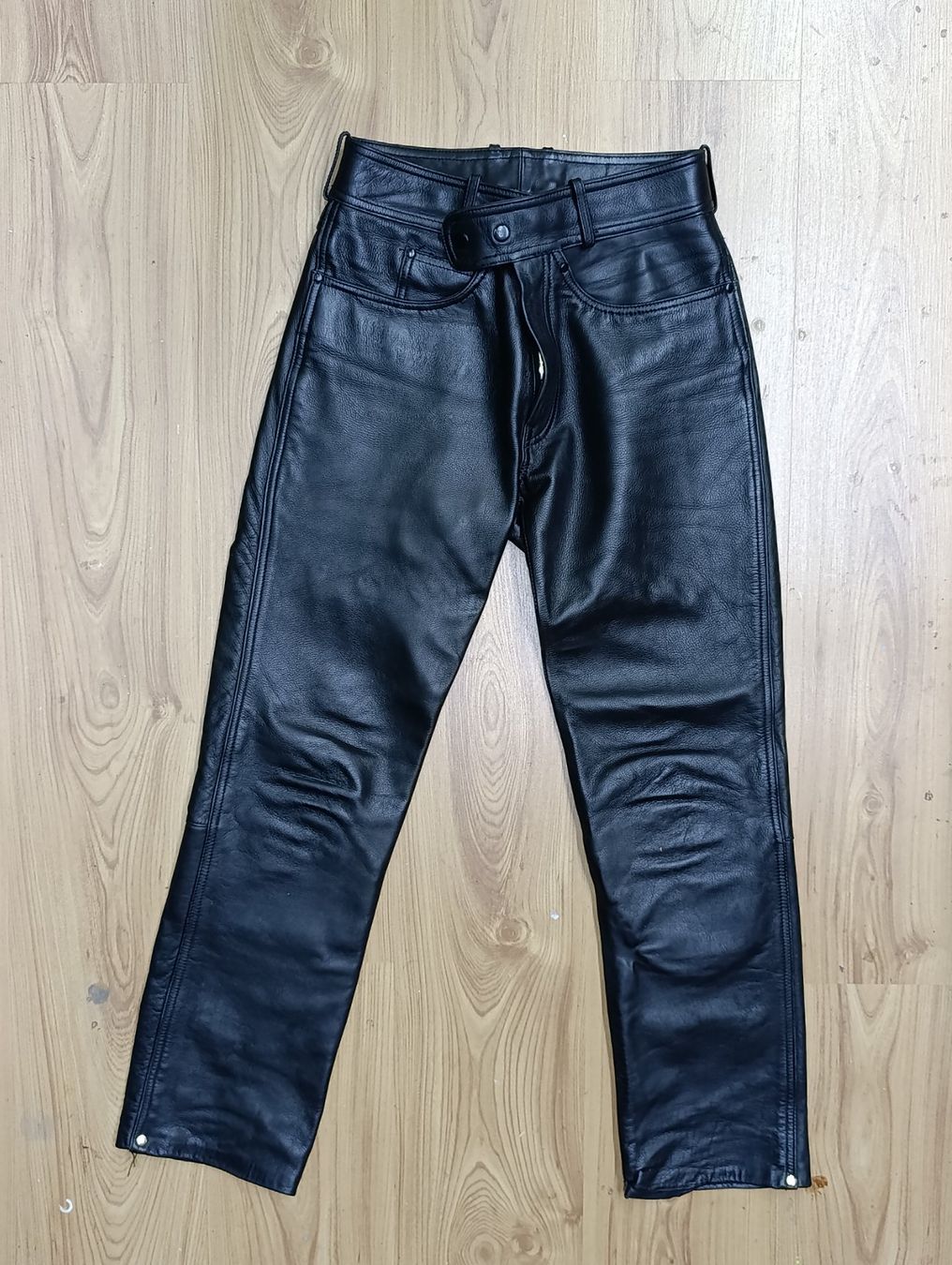 Pantaloni: Motorrad-Lederhose – Usato da Oberdorf NW venduto da 60nafets