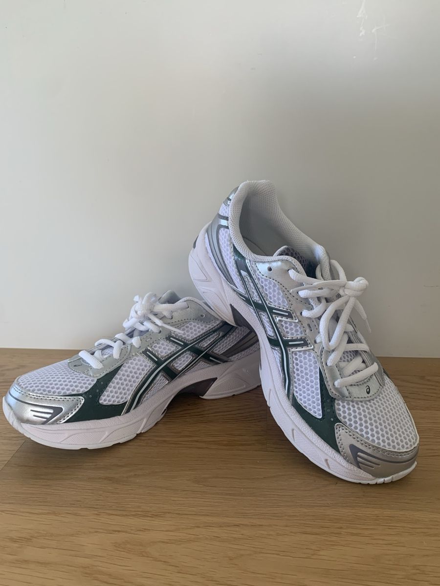 Asics Scarpe da uomo: Asics Gel Gr.39 – Nuovo (secondo la descrizione) da Zürich venduto da Giuliadelia