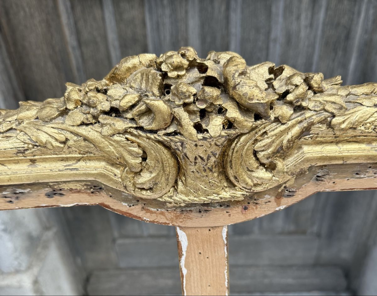Divani: Carcasse de canapé doré style Louis XVI – Difettoso da Les Bayards venduto da aout 1