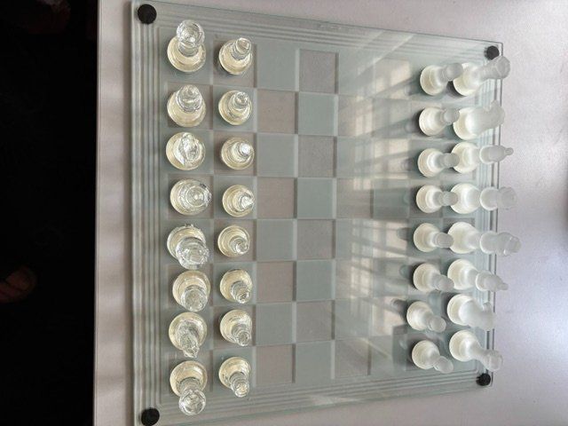 Giochi: Schachset aus Glas – Usato da Hünenberg See venduto da Kg12