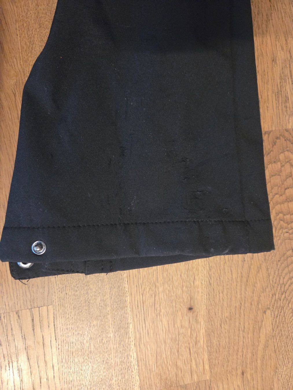 Icepeak Pantaloni: Icepeak Softshell-Skihose schwarz Grösse 48 – Usato da Langnau i. E. venduto da Muellers3 6