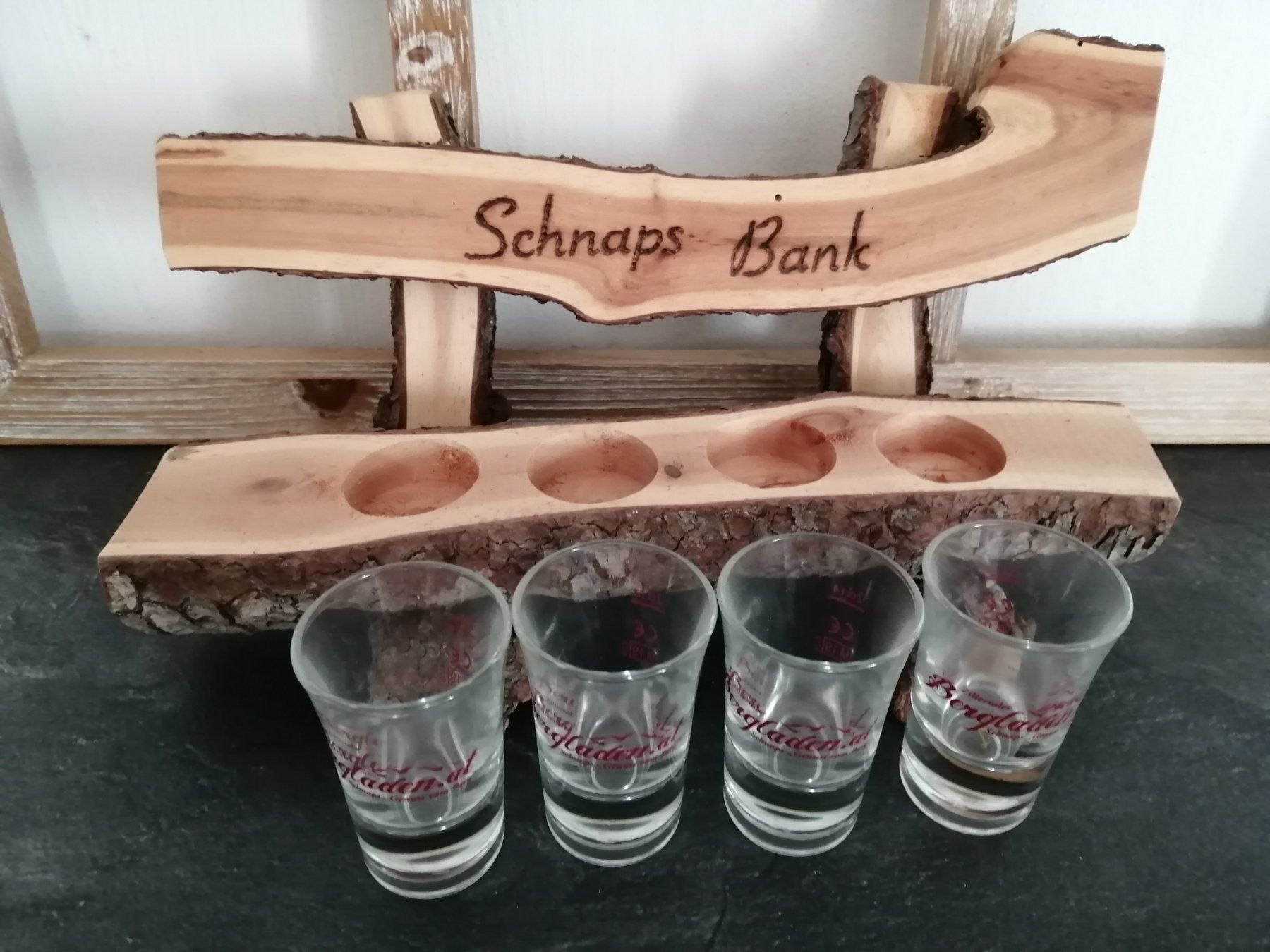 Bevande alcoliche: 👀 Holz Bank 4er Schnaps – Nuovo (secondo la descrizione) da langenthal venduto da Jordi04 1