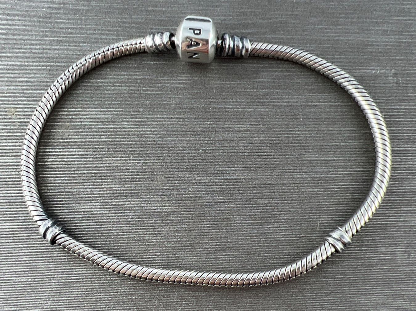 Pandora Armbänder & -reifen: Pandora Armkette 925 Silber – Gebraucht aus Niederuzwil von leo_8857