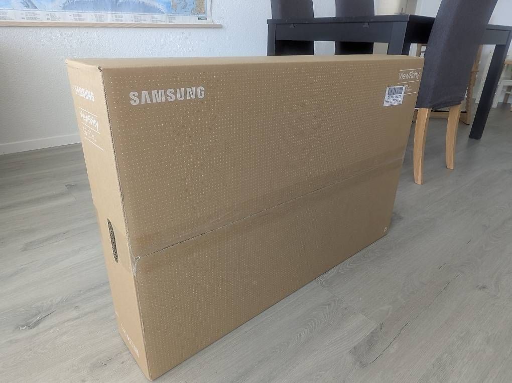 Monitor: Ecran samsung viewFintiy S8 37" – Usato da Neuchatel venduto da Ruben_San