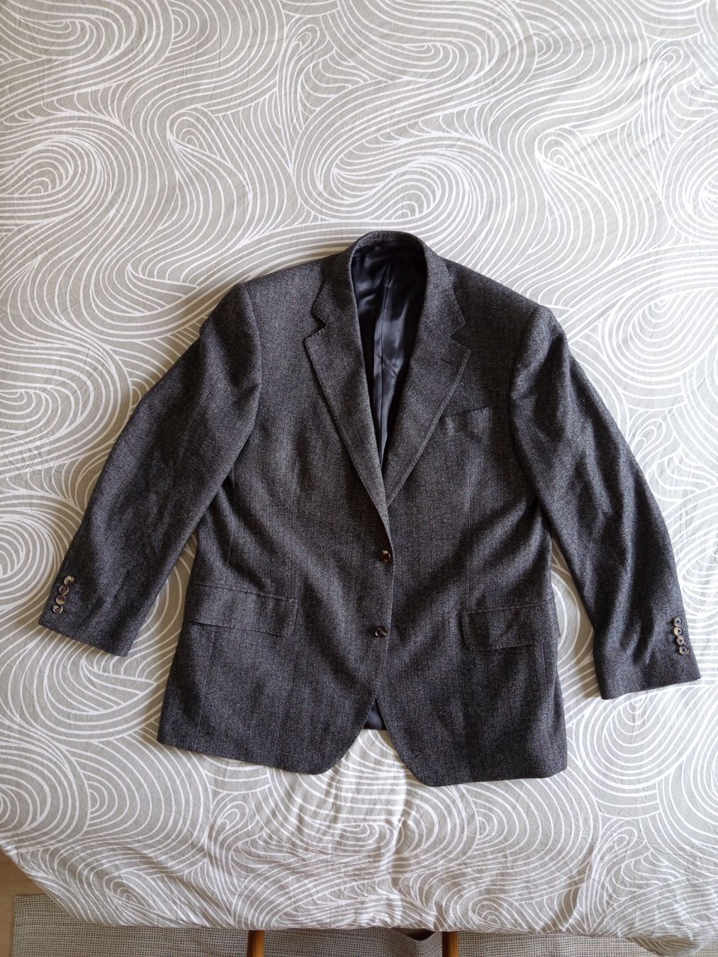 Jacken: Blazer Sakko Berteil Kaschmir t. 54 – Gebraucht aus St-Maurice von thdef