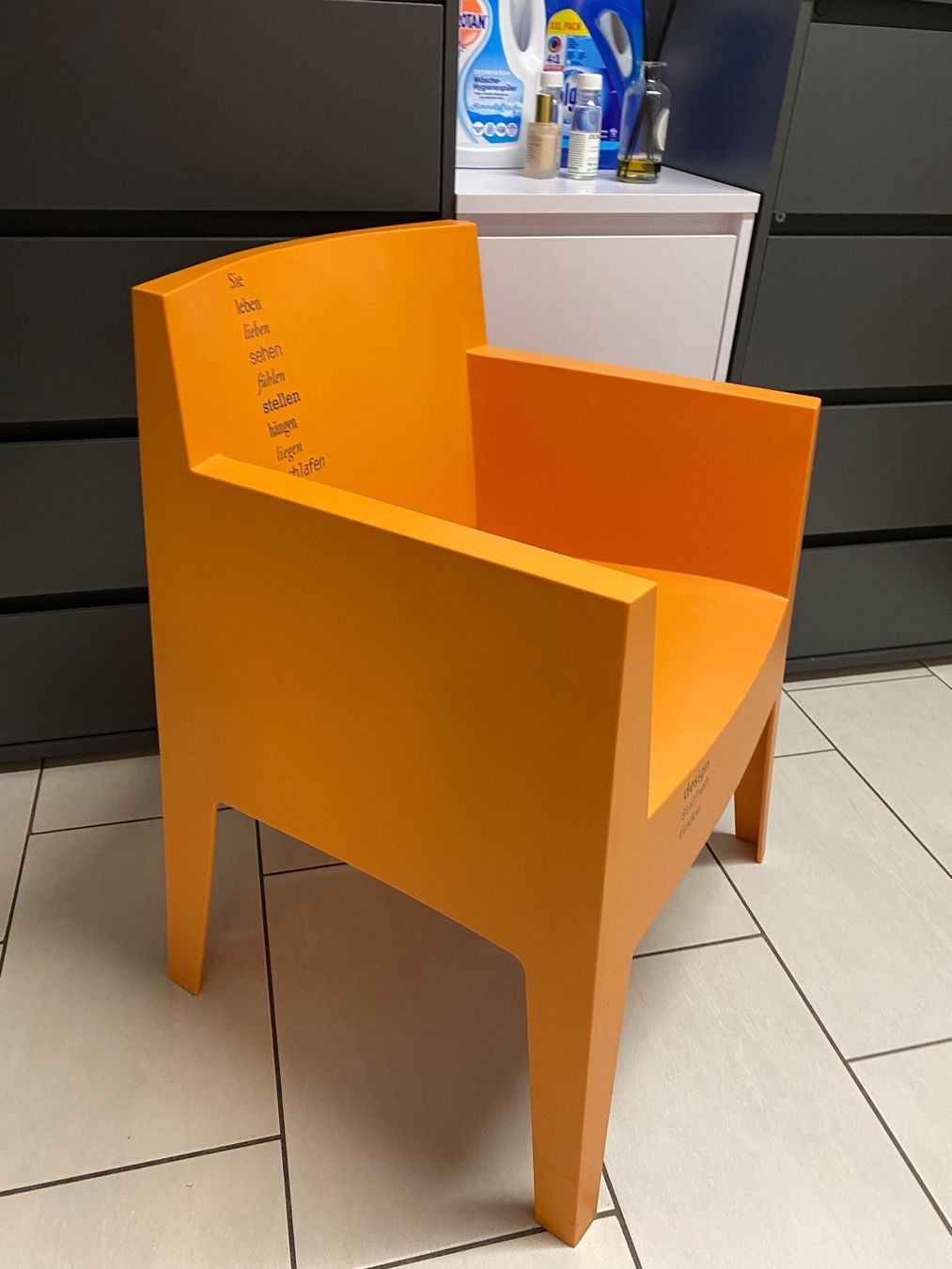 Sedie: Designklassiker-Stuhl aus Kunststoff – Usato da Buchs ZH venduto da Sten7 3