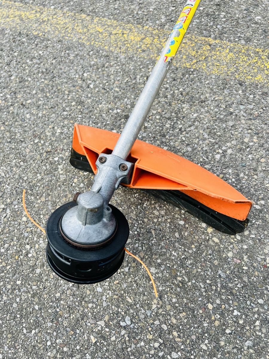 Stihl Tutti gli attrezzi: Rasentrimmer Stihl FS 120 – Usato da Urdorf venduto da Faz_19 3