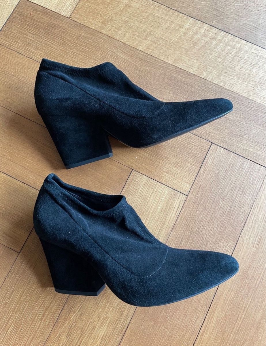 Max Mara Scarpe da donna: Max Mara Stiefeletten – Nuovo (secondo la descrizione) da Liestal venduto da ell_6xc7