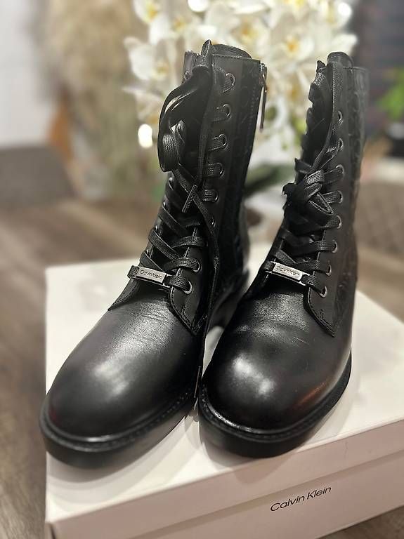 Damenschuhe: Calvin Klein – Gebraucht aus Eschlikon TG von tak_p2dk 1