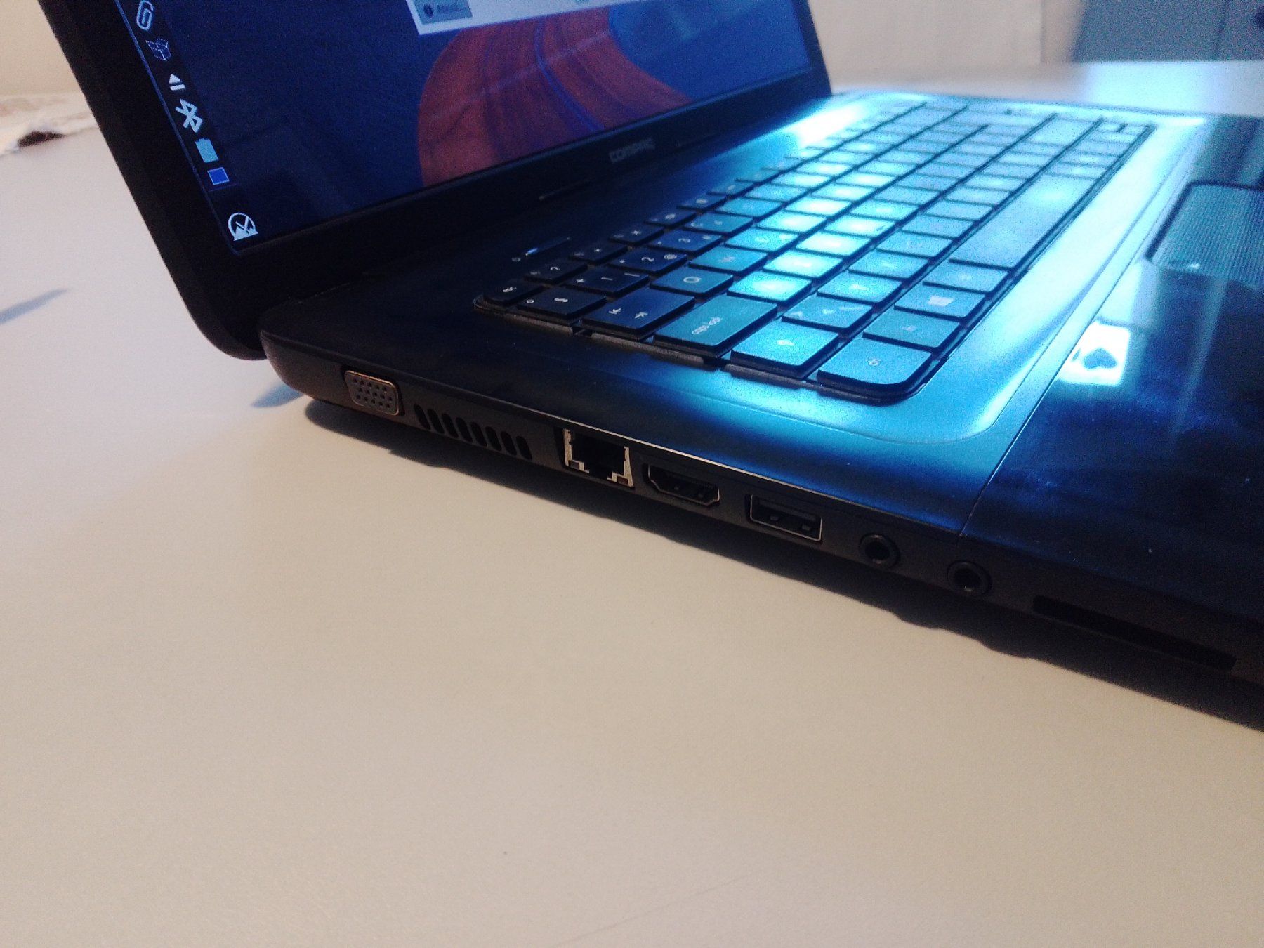 Compaq Notebook: Hewlett-Packard Compaq CQ58 Notebook PC mit Tasche – Usato da Oberembrach venduto da Doublescale 3
