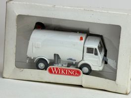 HR- Wiking Mercedes Edellhoff Strassenkehrwagen