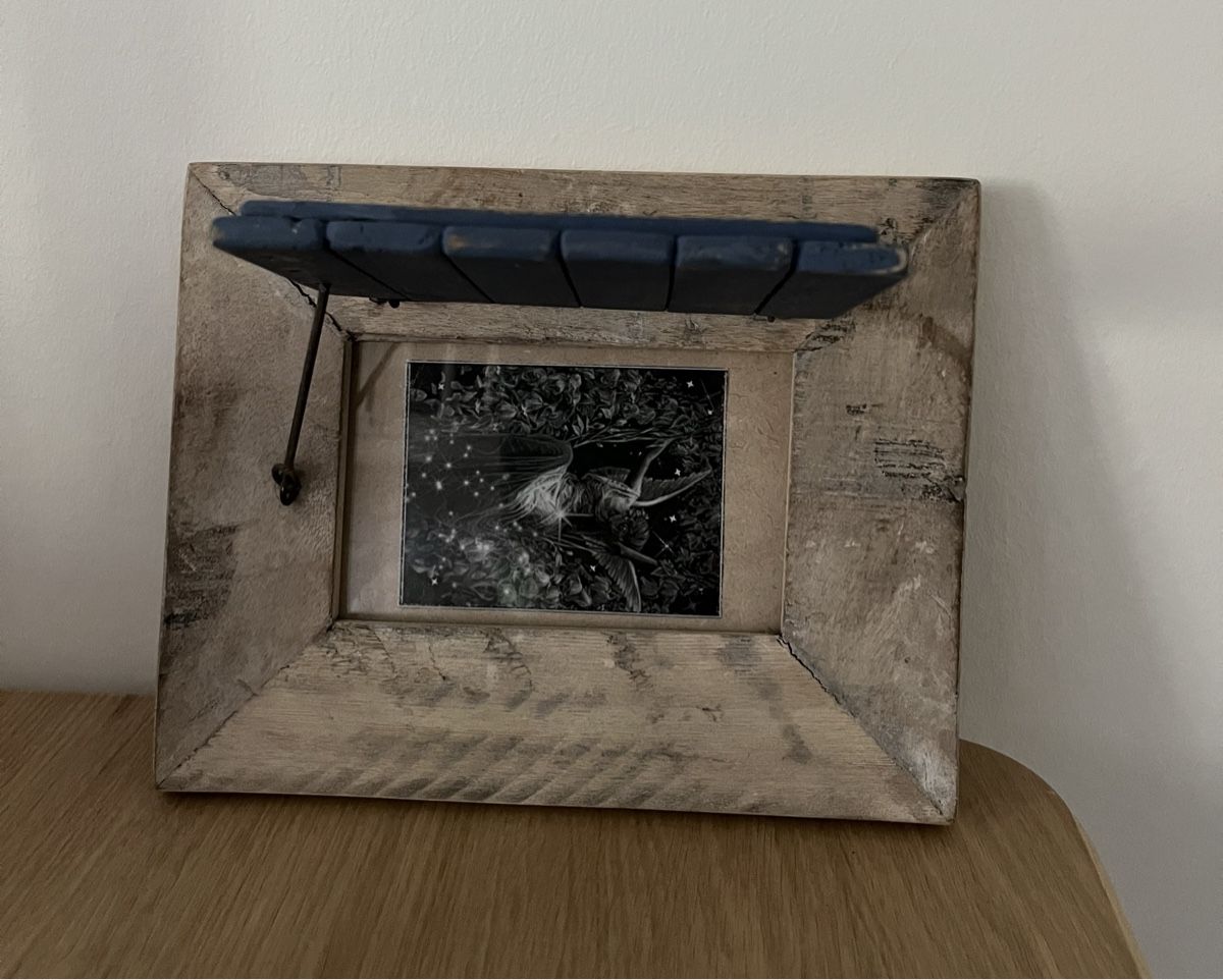 Cornici: Rustikaler Bilderrahmen mit Fensterladen Shabby Chic – Usato da Arboldswil venduto da Sonnenelfe 1