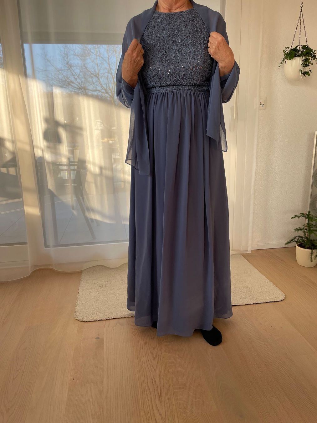 Vestiti: Abend/Ballkleid – Usato da Seuzach venduto da Piitschi 1