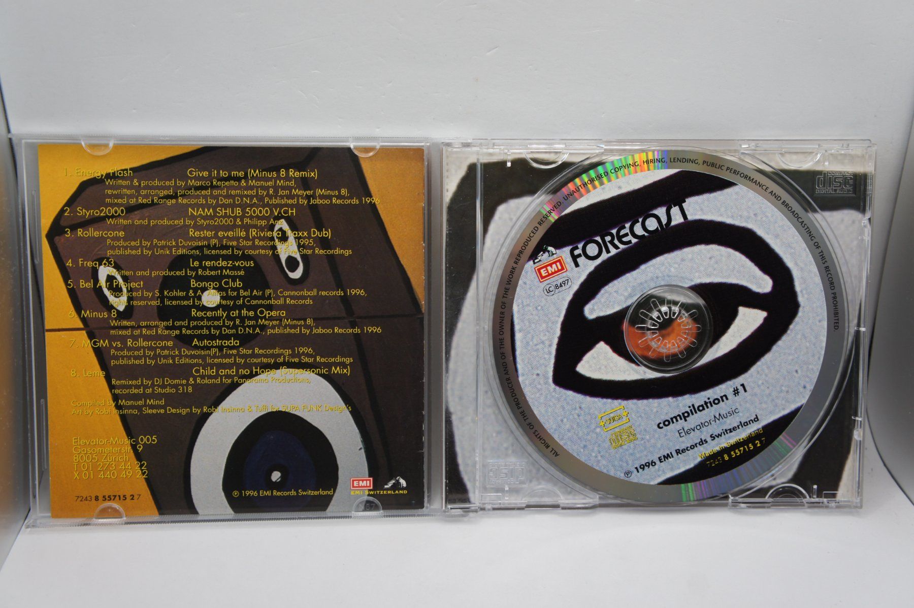 CDs: CD Forecast Compilation #1 + Minus 8 Bel Air Project – D'occasion à Ernetschwil par luisvonerni 2