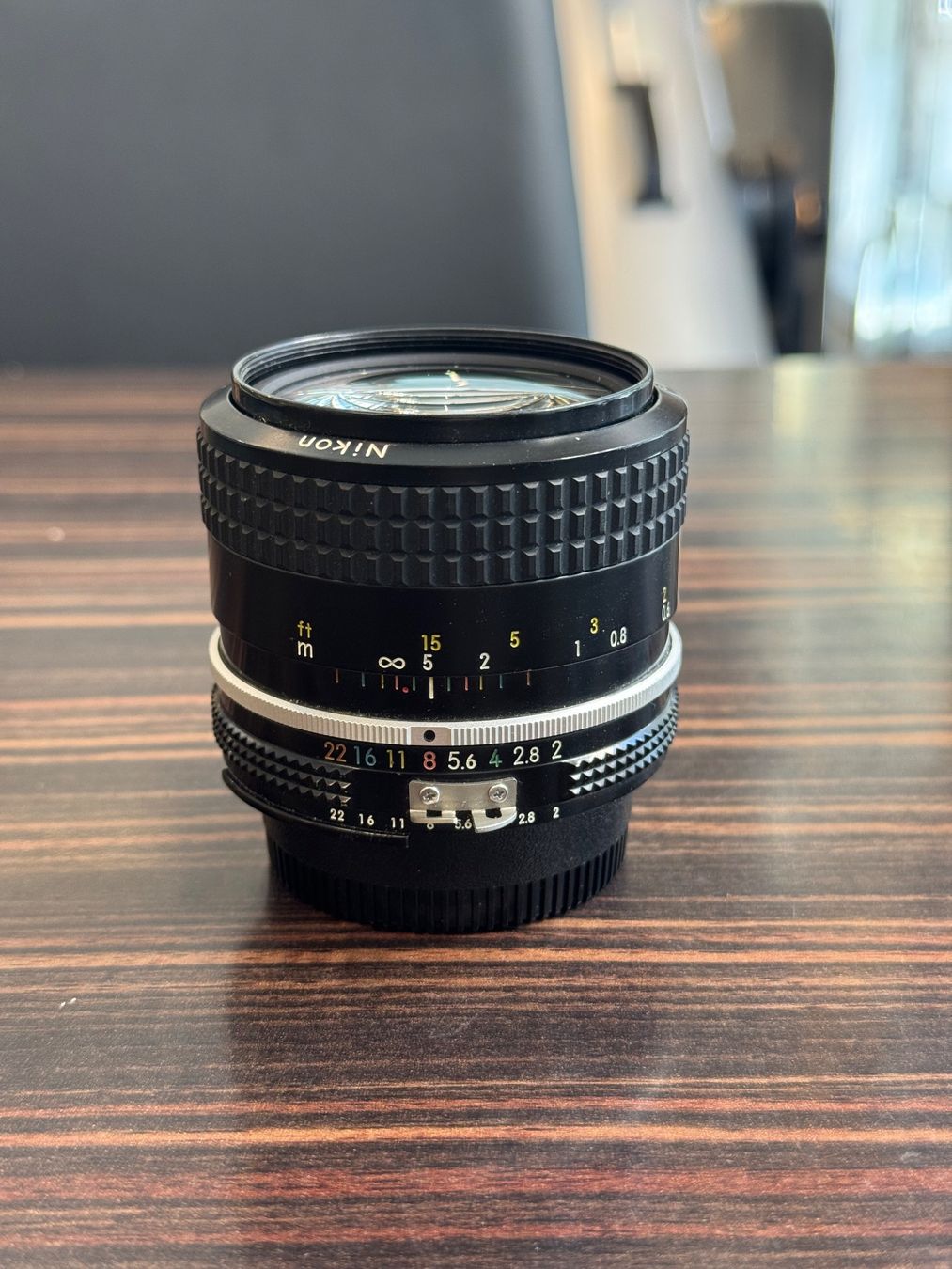 Nikkor Obiettivi: Nikkor 35mm 1:2 Objektiv F-Mount – Usato da Zürich venduto da KochphotoAG