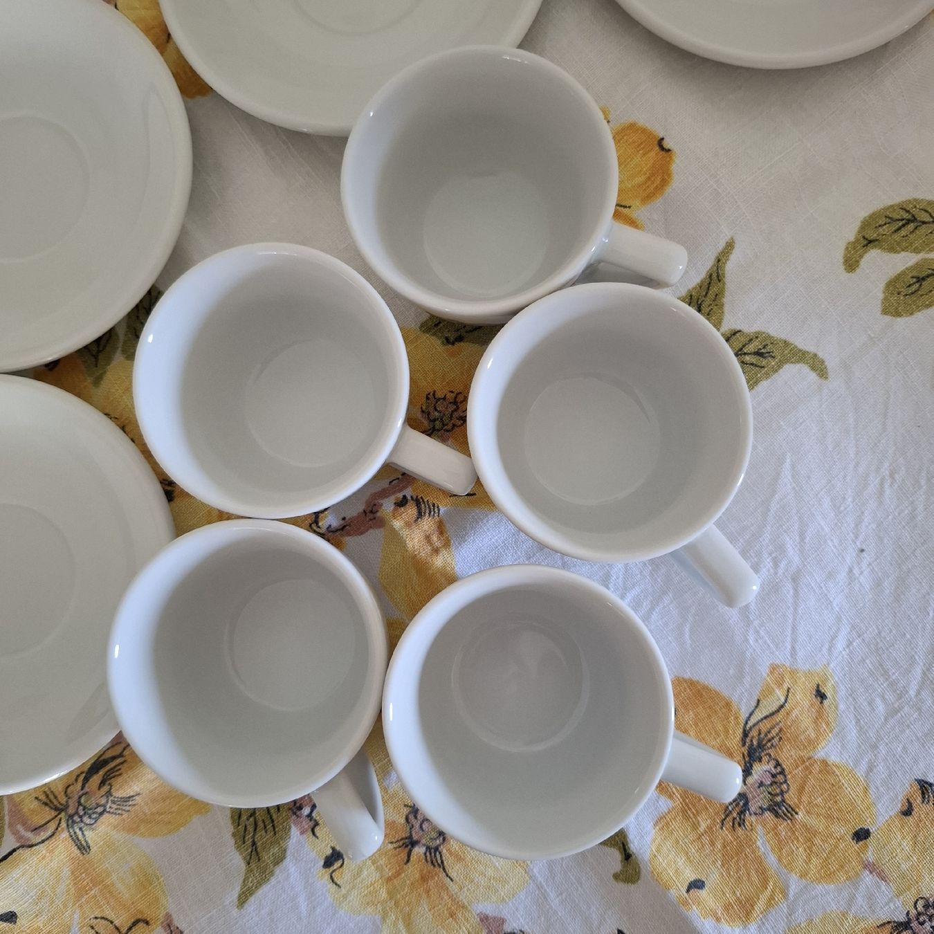 Geschirrsets: 5 Robuste Espressotassen mit Unterteller – Gebraucht aus Dietikon von Hirschkopf 3