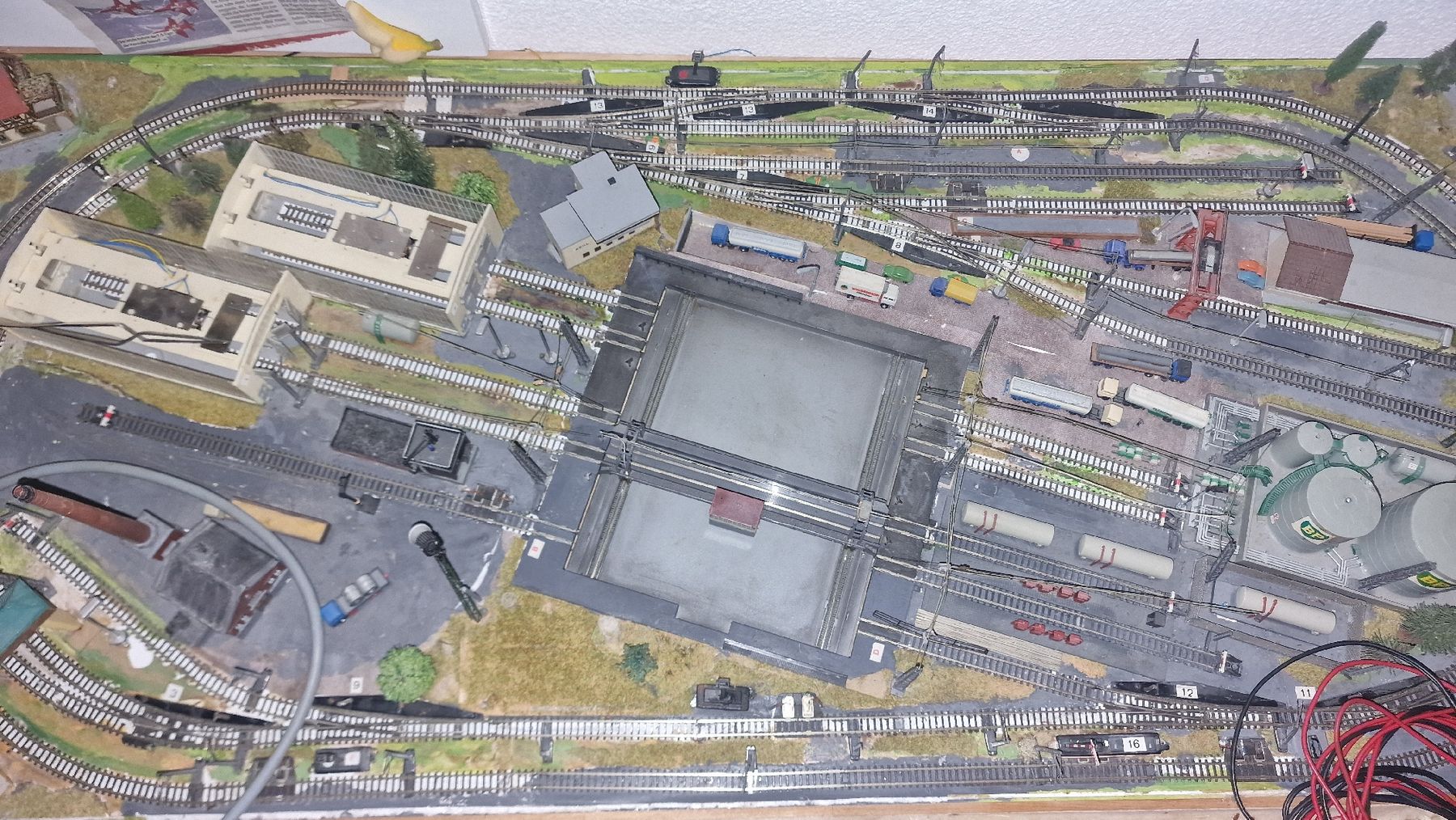 Modelleisenbahnen: Modellbahn Anlage Spur Z – Gebraucht aus Hasle LU von luc_9pxg 1