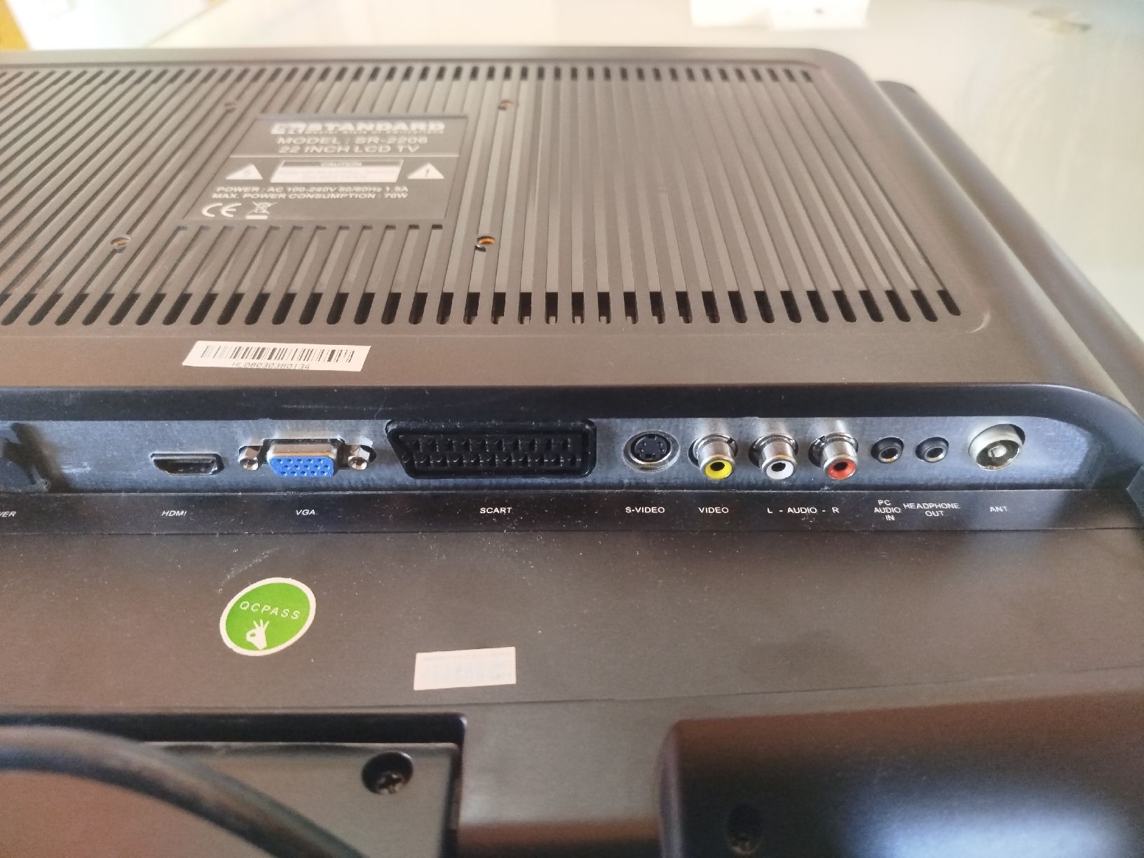 Fernseher: Téléviseur LCD Standard SR-2206 22 pouces avec télécommande – Gebraucht aus Sierre von fre_mg6n 2