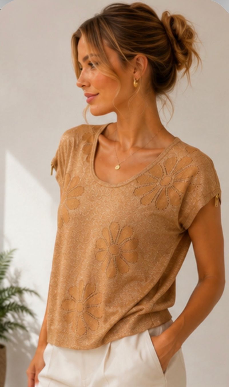 Morgan Top: Haut en maille dorée à effet lurex – Usato da Chêne bourg venduto da Elegance_2023