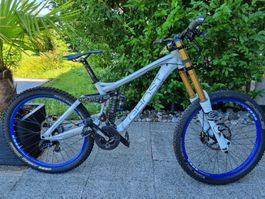 Downhill Bike Ghost