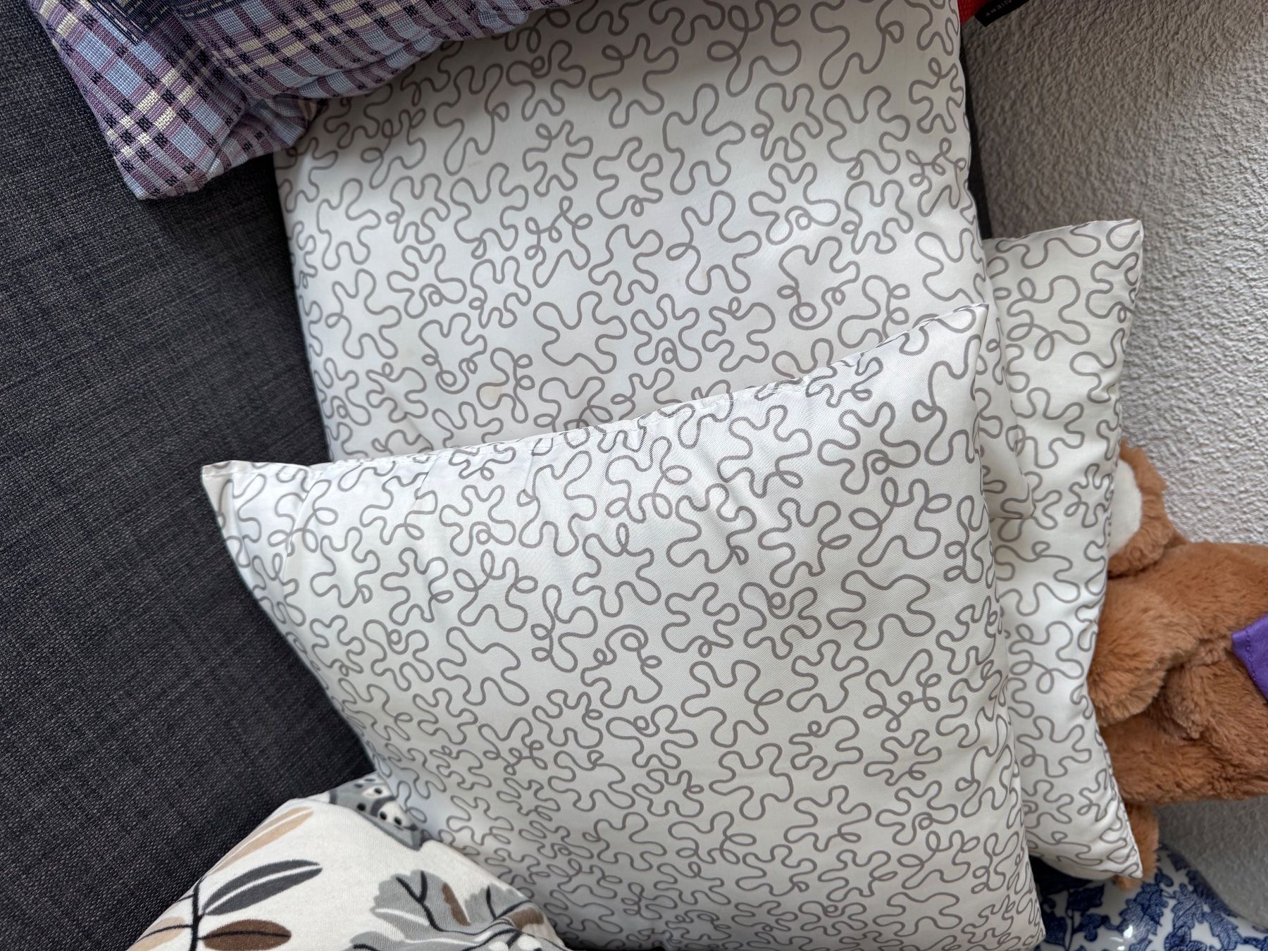 Ikea Cuscini: Sofa Kopfkissen – Usato da Zürich venduto da VictoriaGVA