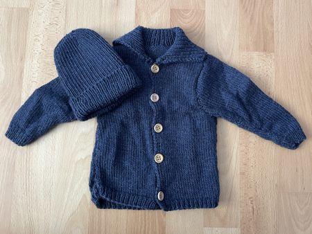 Strickjacke & Mütze Merino dunkelblau Gr. 62 handgestrickt