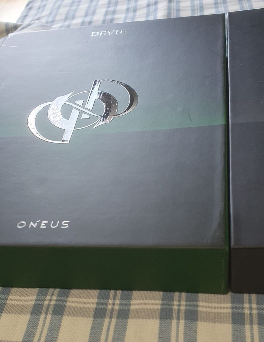 CDs: Oneus - [Devil] 1st Album Set – D'occasion à Kriens par befor83 2