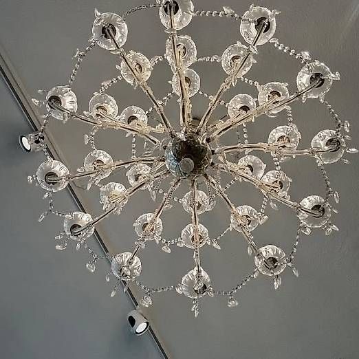 Lustres & lampes de plafonds: Kronleuchter – D'occasion à Contra par cucuncio 1