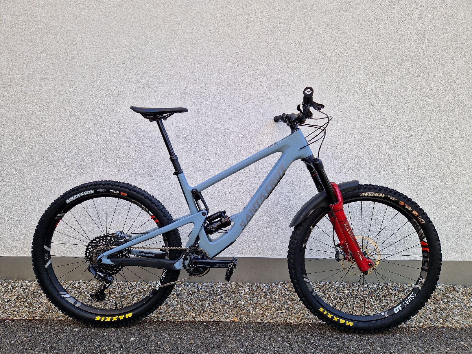 Santa Cruz Vélos: Santa Cruz Bronson V3 Carbon CC, custom – D'occasion à Heerbrugg par san_dr2y 7