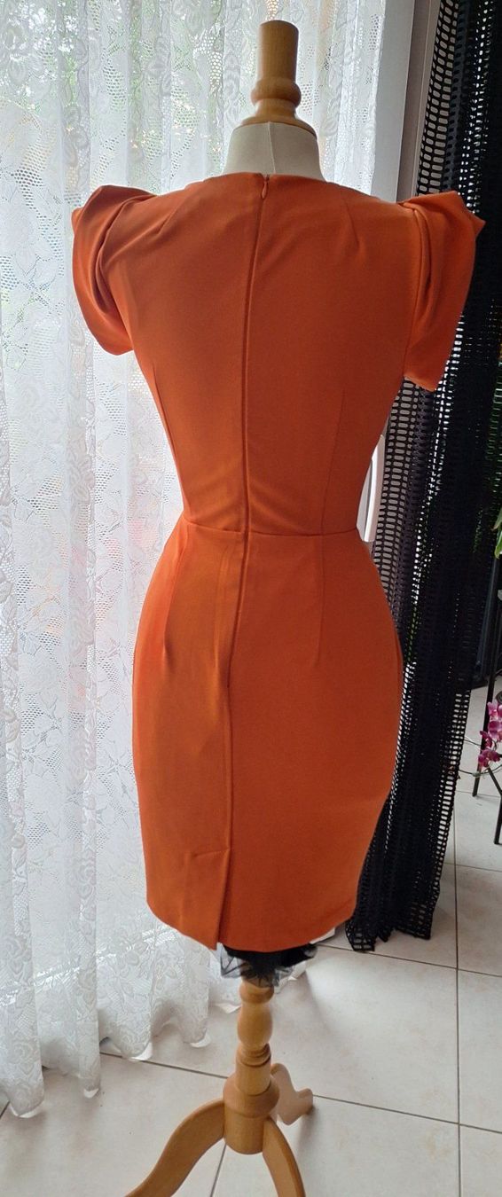 Kleider: Robe orange 38 – Gebraucht aus St-Triphon von Jldr0 2
