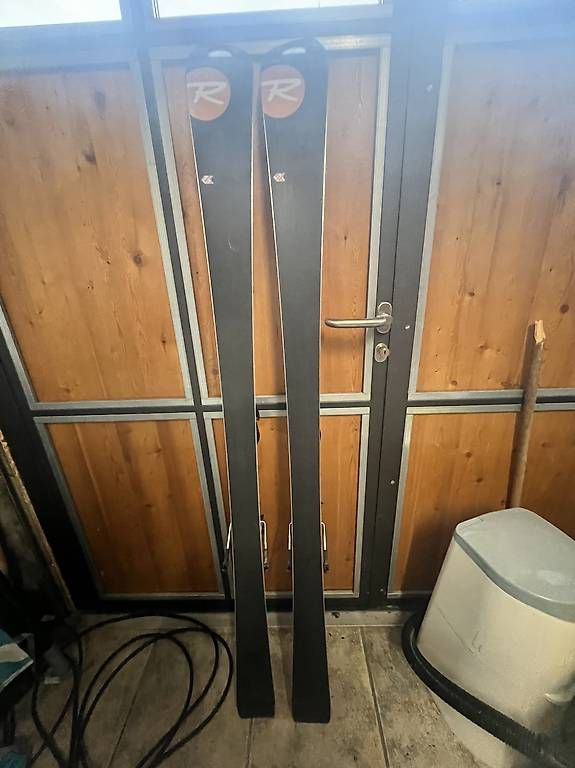 Skis: Vendo sci – Gebraucht aus Rivera von cla_5xr7 2